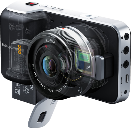 Durant les formations DaVinci Resolve, les apprenants ont une caméra Blackmagic Pocket Cinema Camera